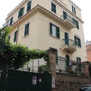 Casa Per Ferie Beato Rosaz Pensión Roma