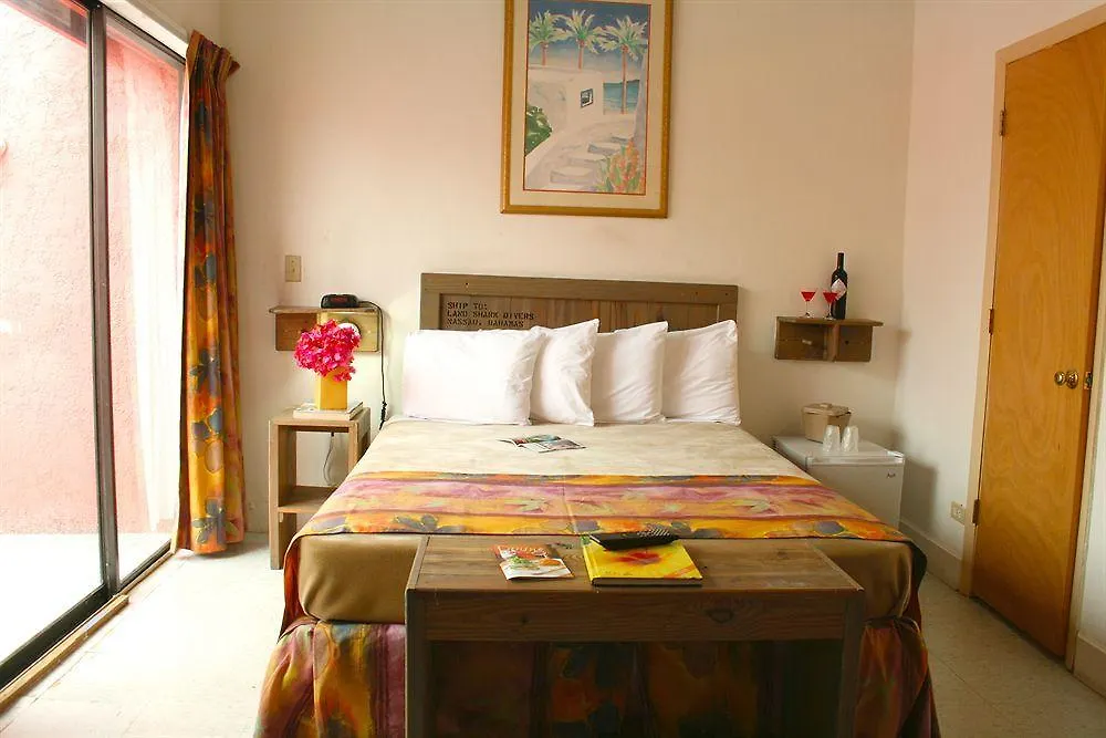 Coco Plum Resorts Bahamas Nassau 2*,  Bahamy